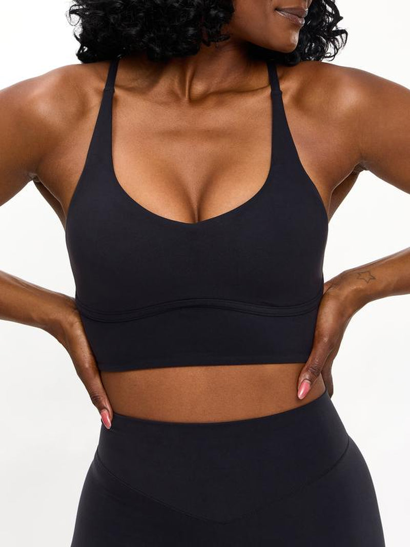 Poshknit Onyx Sports Bra – Luxury Ribbed Seamless Bralette