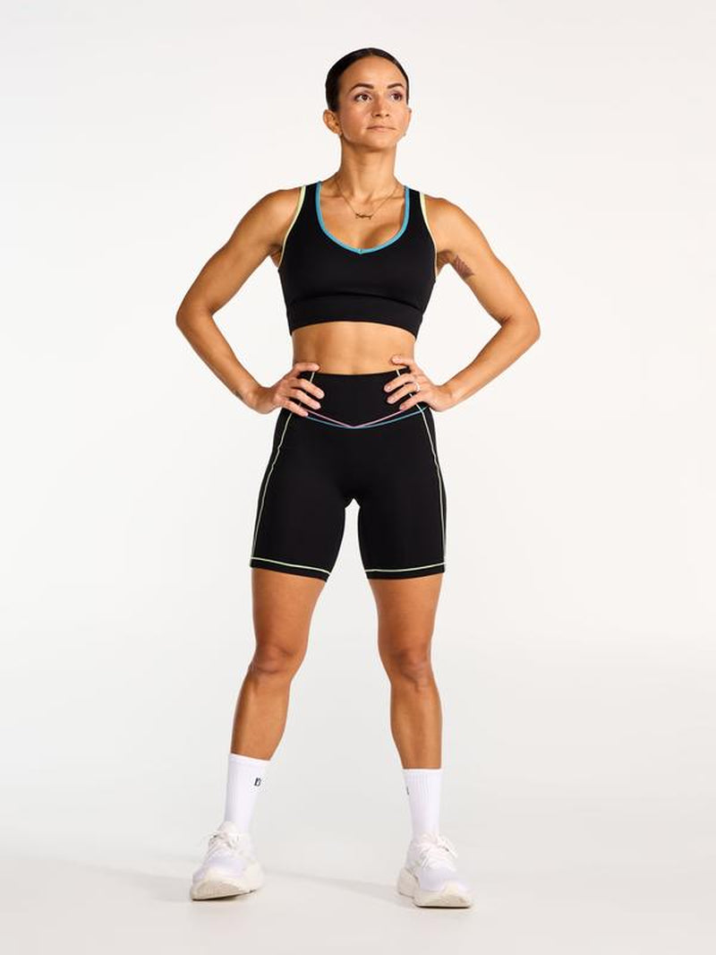 Airbrush Maraschino Bra – Black Multi Sculpting Sports Top