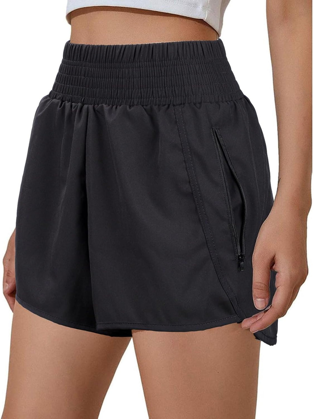 Women Sport Shorts with Pockets Activewear Shorts Quick Dry Lightweight Short Running Short for Gym Sports Workout