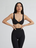 Onyx Black Twisted Sports Bra – Seamless High-Tension Crop